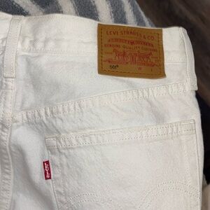 Levi’s woman’s cut off shorts